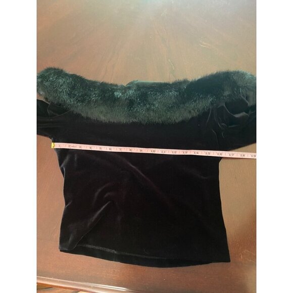 Vintage Patra Off The Shoulder Faux Fur Trim Stretch Velvet Top Size 10 - Picture 11 of 13